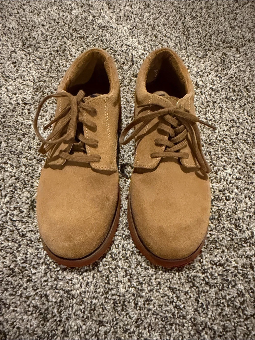 Sperry Tevin Boys 3 dress shoes.